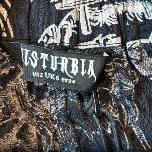 Disturbia Heresy Paperbag Shorts Witchcraft Print Size 2 NWT Black - Picture 2 of 6